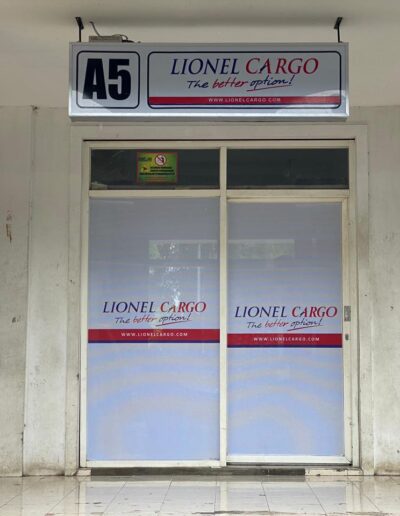Empu Lionel Cargo Makassar